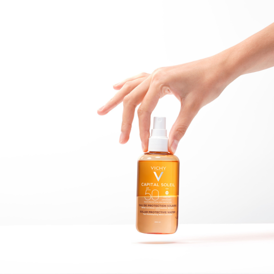 Vichy Soleil SPF 30 вода за лице и тяло за подобряване на тена 200 мл 585217